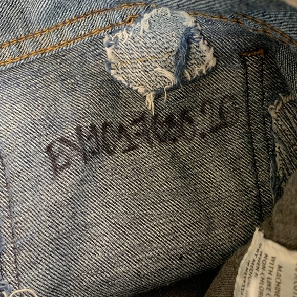 HUDSON Jeans Deconstructed Button Fly Denim Shorts - Picture 8 of 8